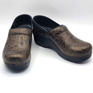 Dansko Professional Slip-on Clogs Size 38 (US-8)‎ #1368